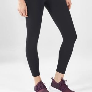 High Waisted 7/8 Powerhold Legging - Black